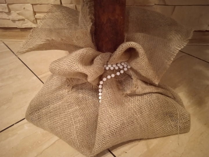 Choinka NA PNIU ubrana Z DEKORACJĄ ozdobami ubrana 100 cm z lampkami LED