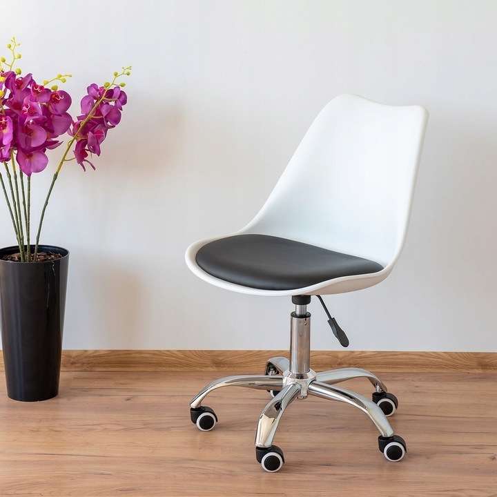 FOTEL OBROTOWY KRZESŁO BIUROWE NA KÓŁKACH