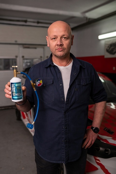 Zestaw Preparat 3w1 + Gaz R134a z przewodem do klimatyzacji w autach