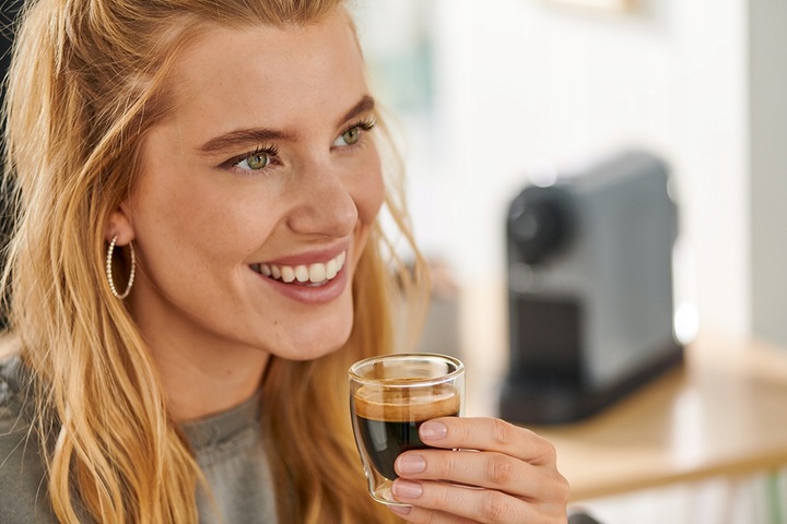 Ekspres ciśnieniowy Tchibo Cafissimo PURE (szary)