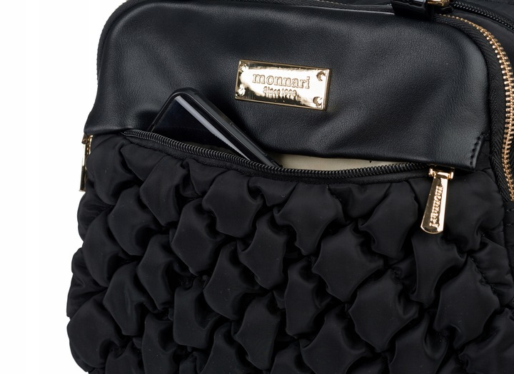 TOREBKA LISTONOSZKA MONNARI PIKOWANA SPORTOWA POJEMNA 3 KOMOROWA Czarny