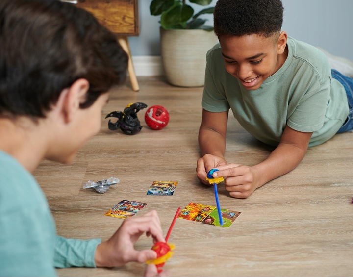 BAKUGAN ZESTAW STARTER PACK GRA STRATEGICZNA ZESTAW STARTOWY 3 FIGURKI