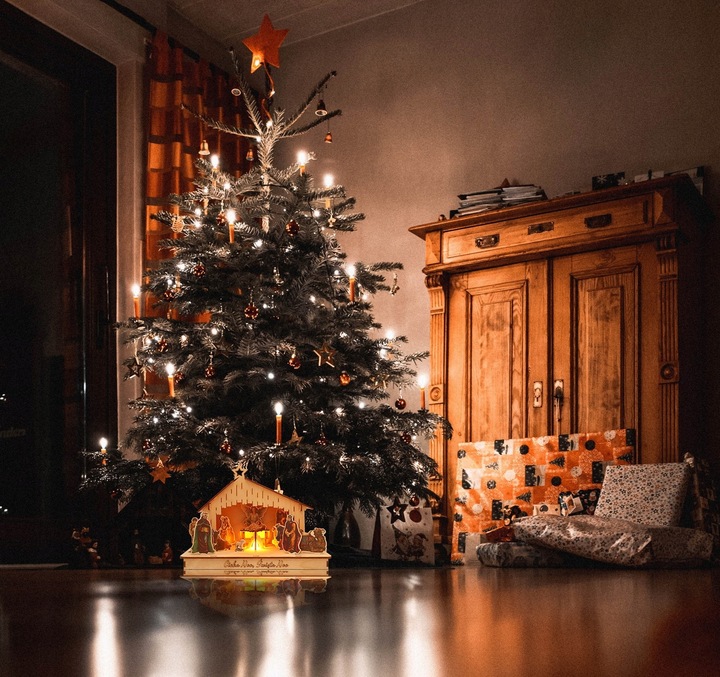 SZOPKA BOŻONARODZENIOWA STAJENKA LED 25,5 CM 3D V6