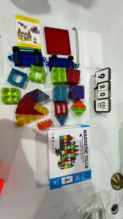 KLOCKI MAGNETYCZNE 3D UKŁADANKA EDUKACYJNA ZABAWKA DLA DZIECI 100 ELEMENTÓW