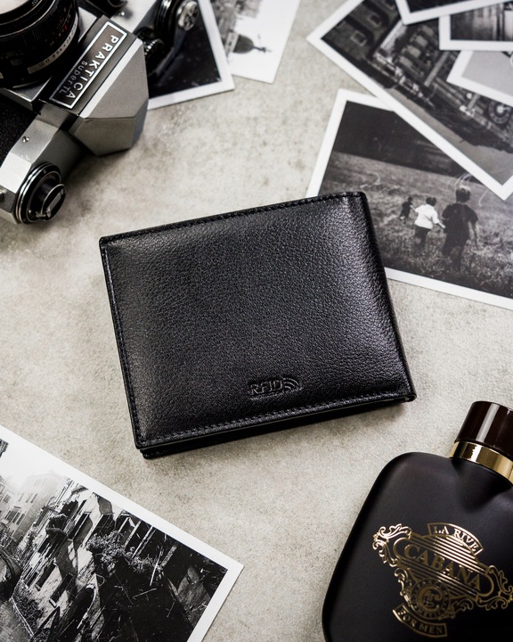 Portfel męski skórzany mały PETERSON ochrona RFID na karty pudełko prezent