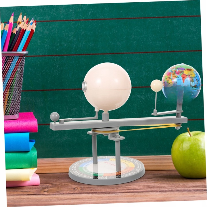 SYMULATOR KSIĘŻYC: MODEL UKŁADU SŁONECZNEGO