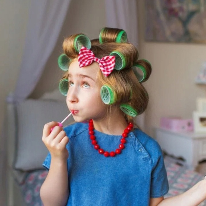 53PCS ZESTAW KUFEREK KOSMETYKÓW DO MAKIJAŻU I PAZNOKCI DLA DZIECI PREZENT