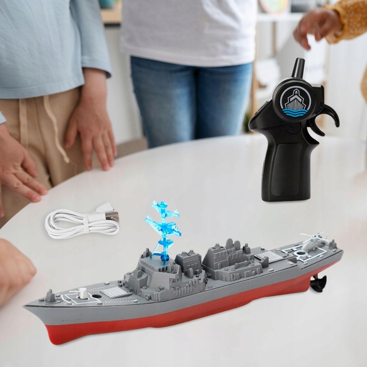 Przypomnienie o niskim stanie baterii łodzi zdalnie sterowanej, ładowalnej,