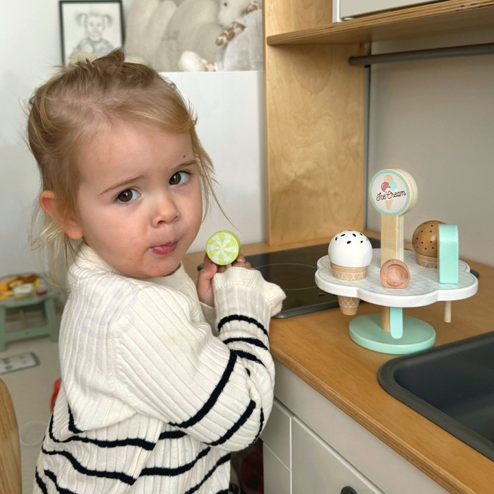 DREWNIANA LODZIARNIA KAWIARNIA ZESTAW SKLEPIK Z LODAMI NA MAGNES STRAGAN