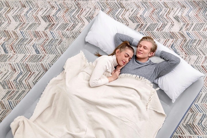 Dmuchany dla 2 osób dwuosobowy wysoki 200x150 wbudowaną pompką elektryczną