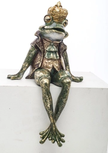 FIGURKA FIGURA ŻABA ŻABKA SIEDZĄCA W KORONIE