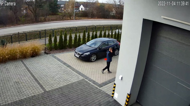 BEZPRZEWODOWA KAMERA OBROTOWA ZEWNĘTRZNA WIFI CZARNA 8Mpx 4K MONITORING DVS