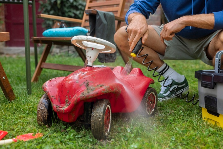 Przenośna myjka ciśnieniowa akumulatorowa Karcher OC 4