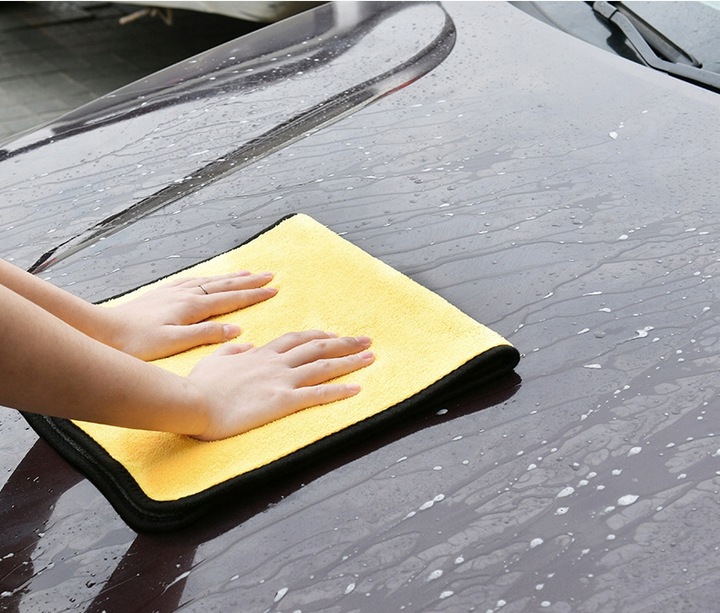 MIKROFIBRA PUSZYSTY RĘCZNIK DO OSUSZANIA AUTA 800g