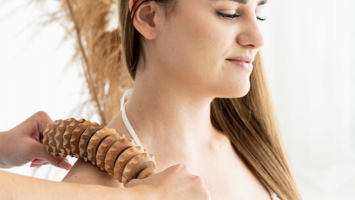 MASAŻER ELASTYCZNY DREWNIANY WAŁEK NA CELLULIT PL