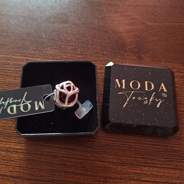 Charms Zawieszka Kwiat Charms Czerwona Róża Charmsy MODA TRUSKY