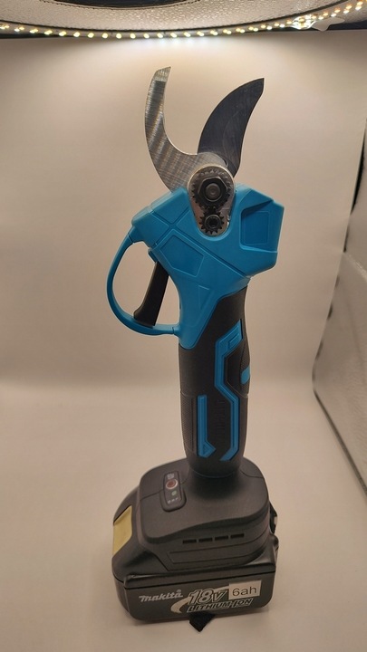 Sekator do akumulatorów Makita nożyce do przycinan