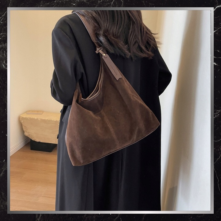 Torebka Damska Zamszowa BAD&BAGS Na Ramię Torba Pojemna Brązowa Elegancka