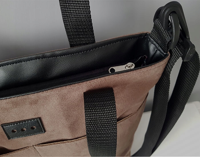 B.D Torebka damska zamszowa shopperka z kieszenią kolory z paskiem