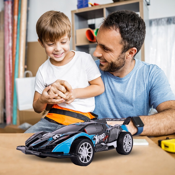 SAMOCHÓD WYŚCIGOWY AUTO KASKADER ŁADOWARKA ZDALNIE STEROWANY WYSCIGÓWKA USB