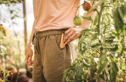 FISKARS / Nóż składany X-series K80 / Idealny do zbioru warzyw i owoców