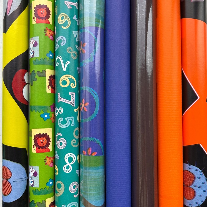 Zestaw do pakowania prezentów papier i ozdoby ZST39 8szt i dodatki