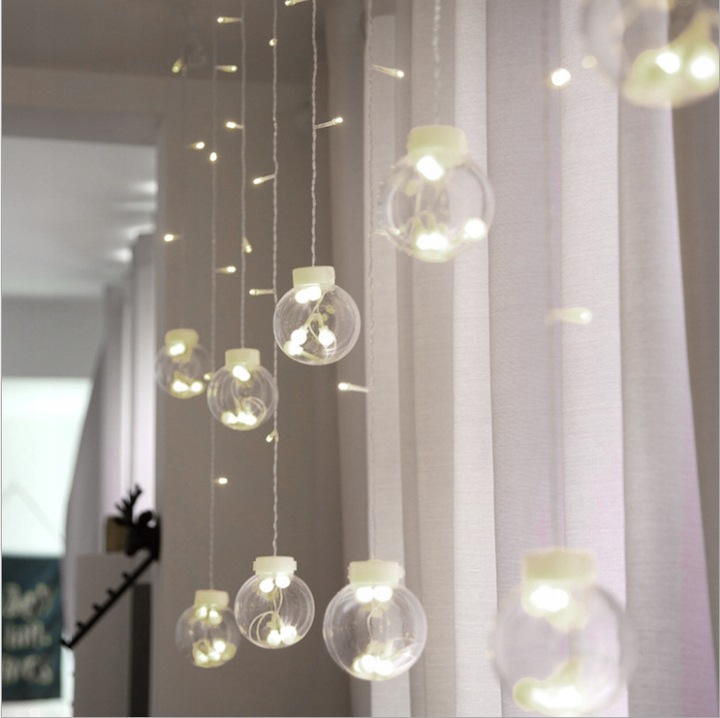 KURTYNA ŚWIETLNA 108LED KULE LAMPKI CHOINKOWE GIRLANDA BIAŁY ZIMNY -ŚWIĘTA