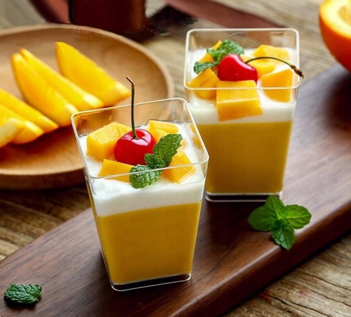 POJEMNIKI PUCHARKI DO DESERÓW PRZEKĄSEK 200ML