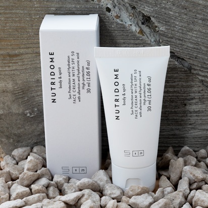 KREM do twarzy z FILTREM SPF 50 do twarzy z alantoiną NAWIŻAJĄCY NUTRIDOME