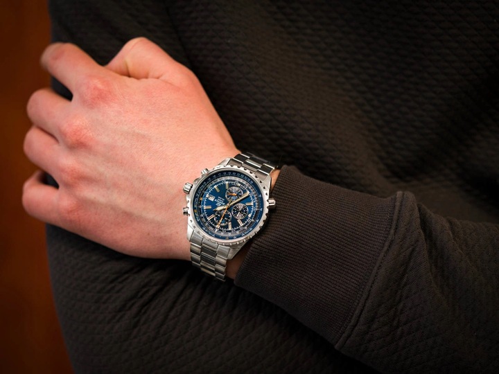 MĘSKI ZEGAREK CASIO EF-527D-2AVUEF EDIFICE CHRONO