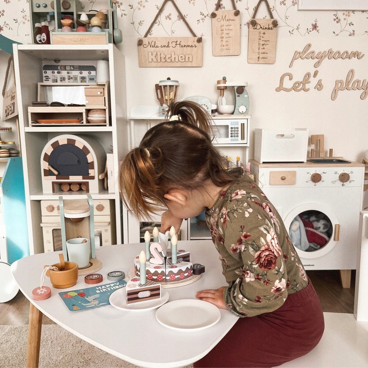 TORT URODZINOWY DREWNIANY ZE ŚWIECZKAMI TOOKY TOY