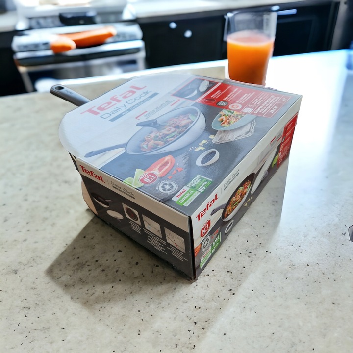 PATELNIA WOK + pokrywka TEFAL G73099 DAILY COOK 28cm INDUKCJA