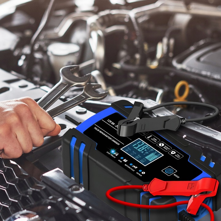 Prostownik samochodowy do akumulatorów LTC LX1204 12 V 24 V LCD ładowarka