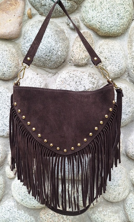 Torebka Listonoszka z ćwiekami ZAMSZ NATURALNY BOHO CZEKOLADA Vera Pelle