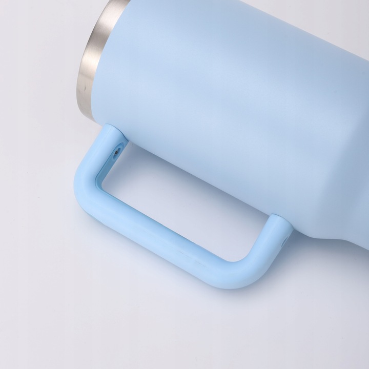 KUBEK TERMICZNY ZE SŁOMKĄ 1200ML KUBEK TERMICZNY ZE SŁOMKĄ BŁĘKITNY