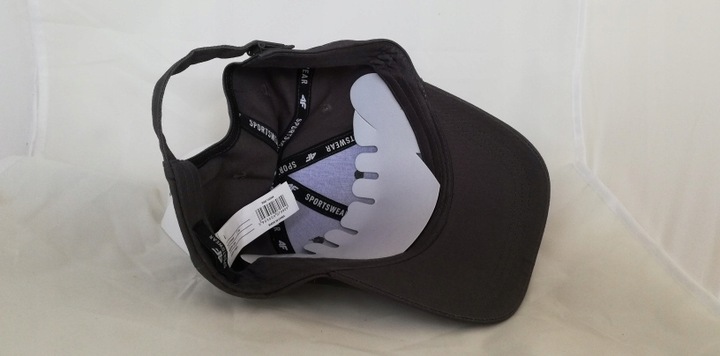 4F CZAPKA Z DASZKIEM H4L21 25S SZARA