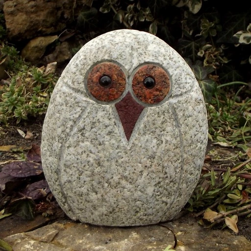 Sowa z granitu duża do ogrodu altany, gartdeco1