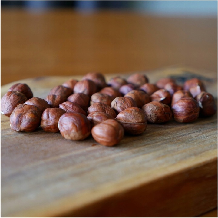 ORZECH LASKOWY 1kg ORZECHY LASKOWE,CAŁY ŁUSKANY, HAZELNUT HiFOOD