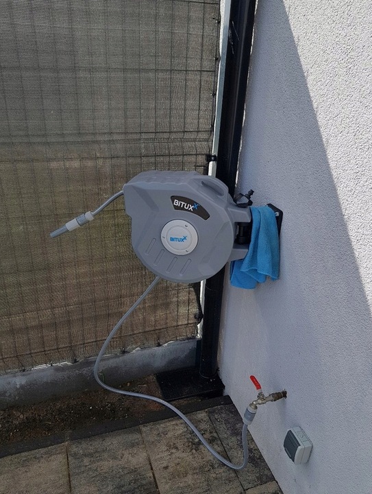 Wąż Ogrodowy 30m + Bęben Ścienny – Automatyczne Zwijanie 180°