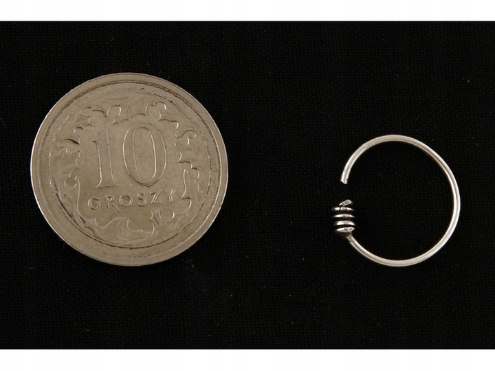 Kolczyk srebrny na chrząstkę małżowiny kn151