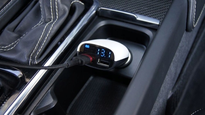 ŁADOWARKA 2xUSB WOLTOMIERZ ALARM NISKIEGO NAPIĘCIA 8-30V 2xUSB 3.4A +ALARM