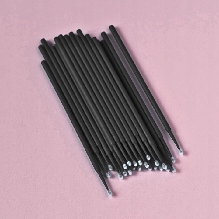 MIKRO APLIKATORY DO RZĘS BEZWŁÓKIENKOWE W TUBIE MICROBRUSH CZARNE 100 sztuk