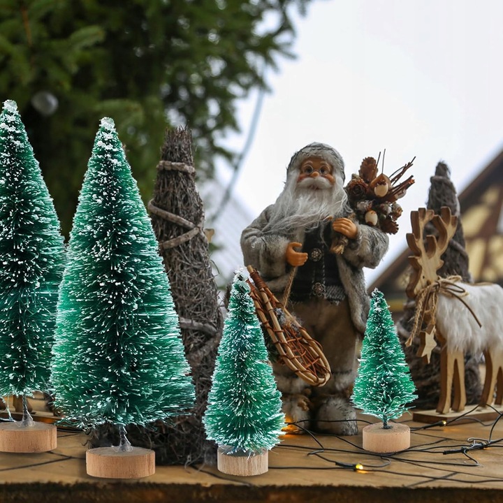 12 MINIATUROWYCH ZIELONYCH CHOINEK Z Efektem Śniegu Zestaw Do Dekoracji