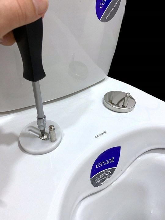 Deska Sedesowa Wolnoopadająca 0041-1 WC Twarda Wypinana Uniwersalna Mocna