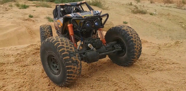 AUTO ZDALNIE STEROWANE SAMOCHÓD RC 48 CM WIELKI CRAWLER 4x4 POMARAŃCZ
