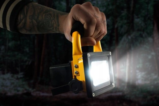 HALOGEN REFLEKTOR 10W BEZPRZEWODOWY AKUMULATOROWY BATERIA NAŚWIETLACZ IP65