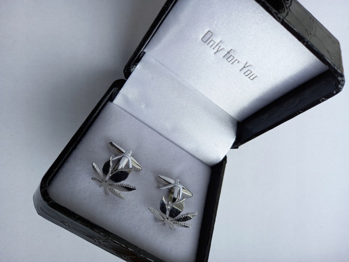 Spinki do mankietów koszul EXC Marihuana