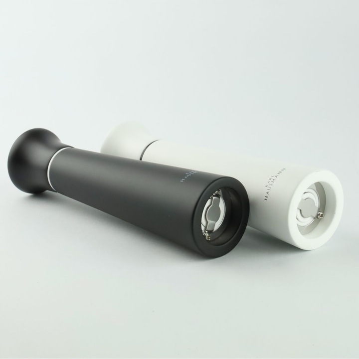 ZESTAW RĘCZNYCH MŁYNKÓW DO MIELENIA SOLI PIEPRZU PRZYPRAW BIAŁY I CZARNY