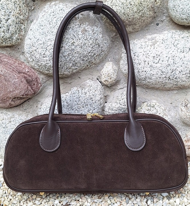 Zamszowa WŁOSKA torebka z troczkiem SKÓRA NATURALNA Vera Pelle czekoladowa