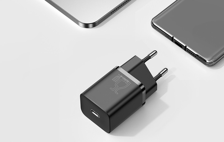 BASEUS LEKKA ŁADOWARKA SIECIOWA ZASILACZ KOSTKA USB-C PD 25W AC 100-240V